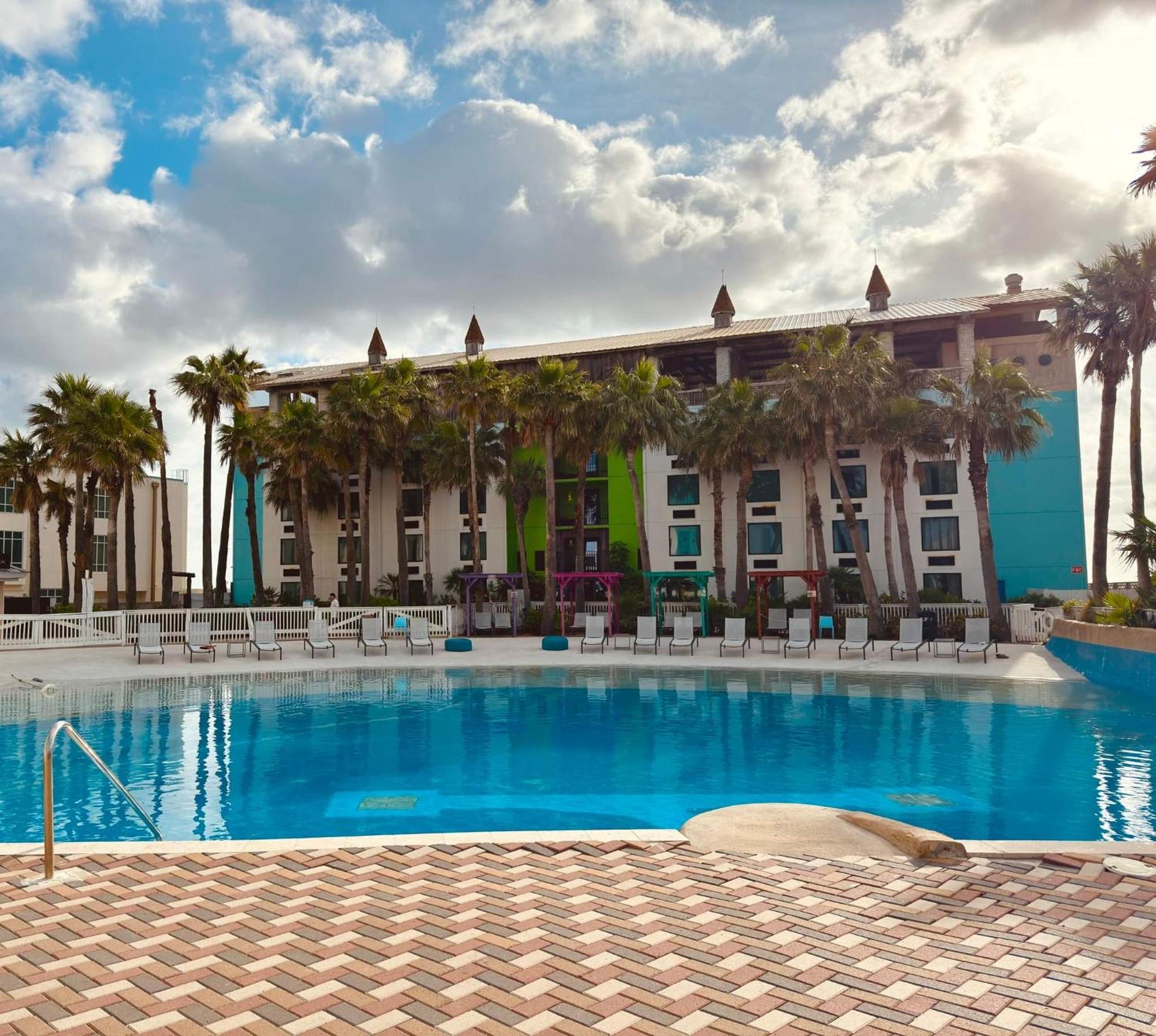 Holiday Inn Resort South Padre Island-Beach Front By Ihg Buitenkant foto